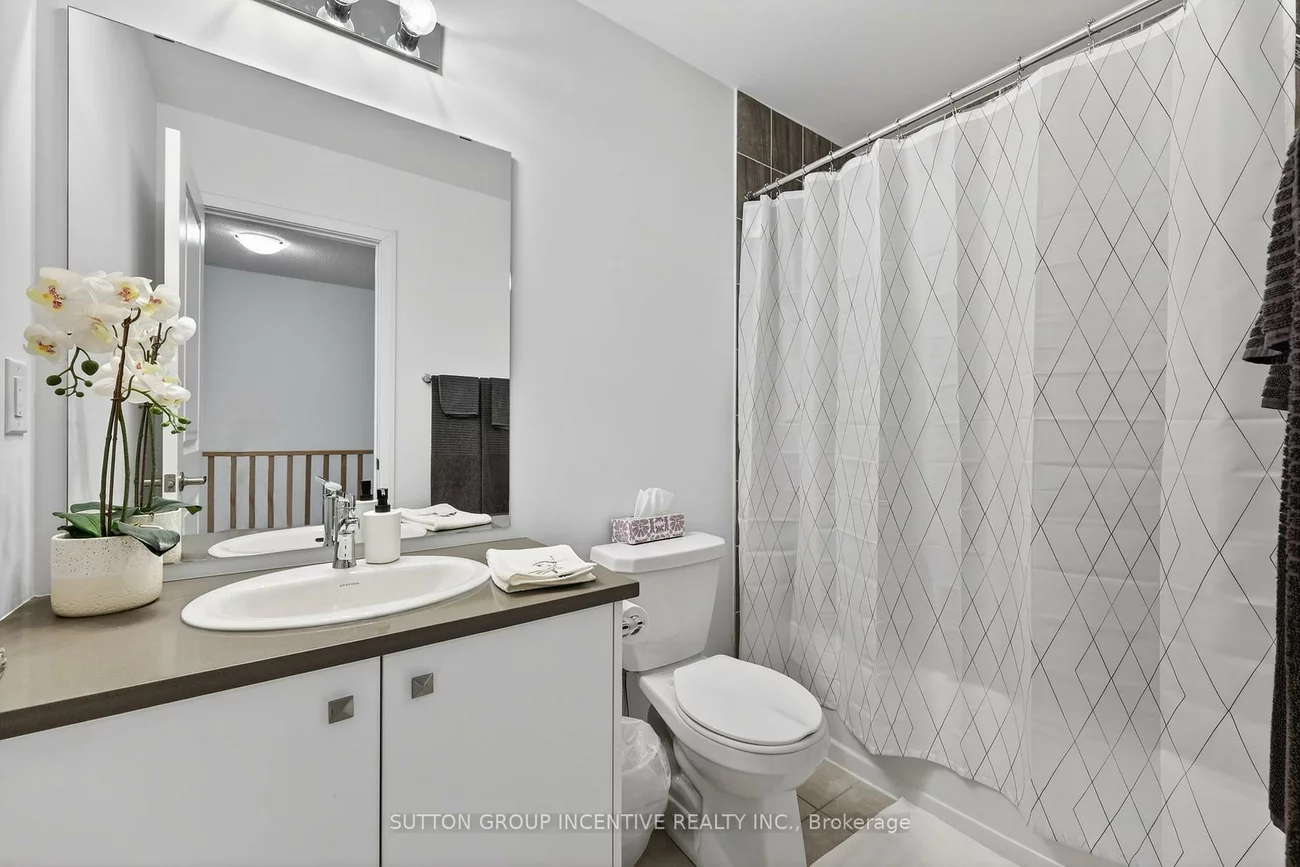 46, Spry, Innis-Shore, Barrie