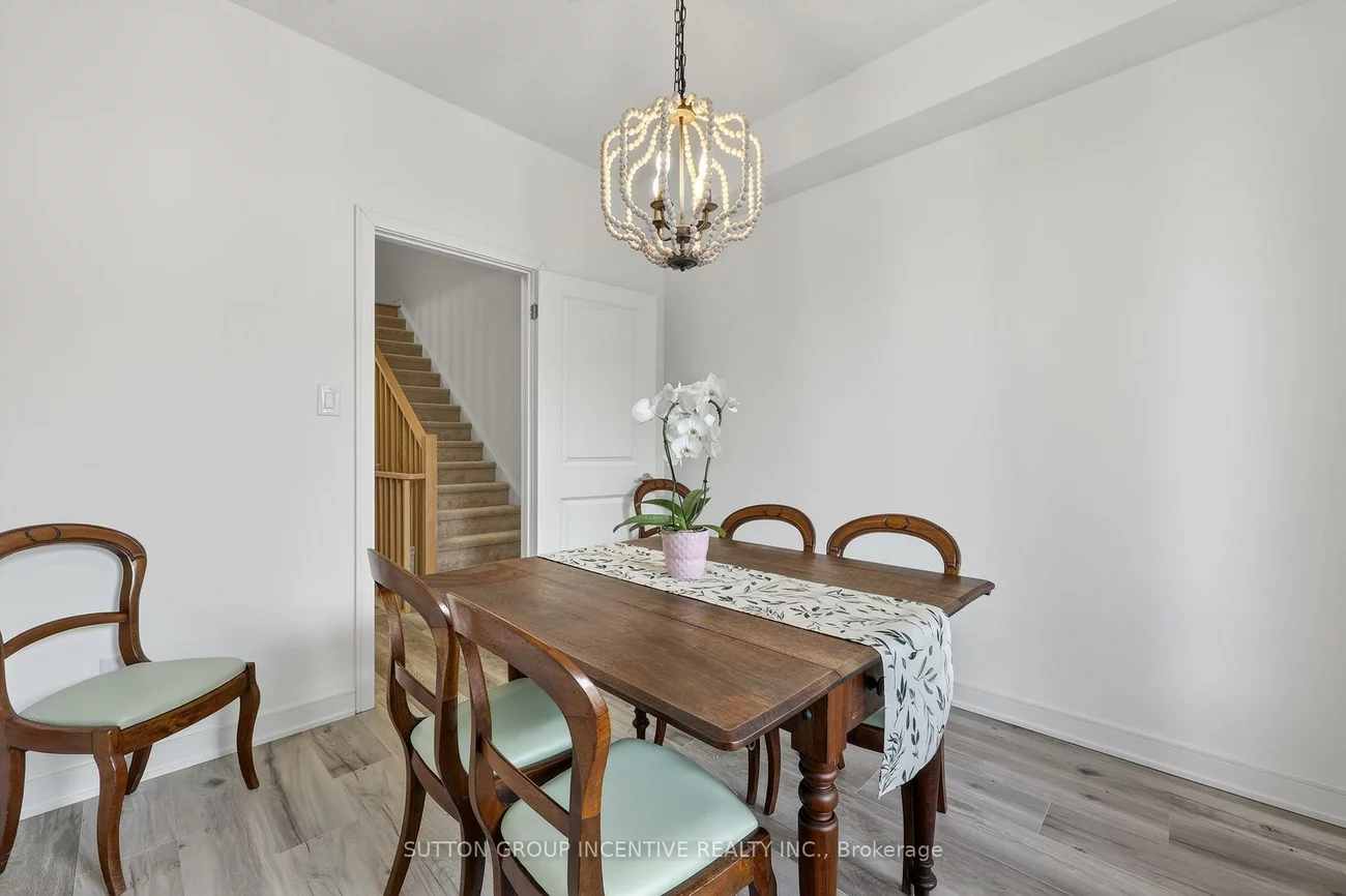 46, Spry, Innis-Shore, Barrie