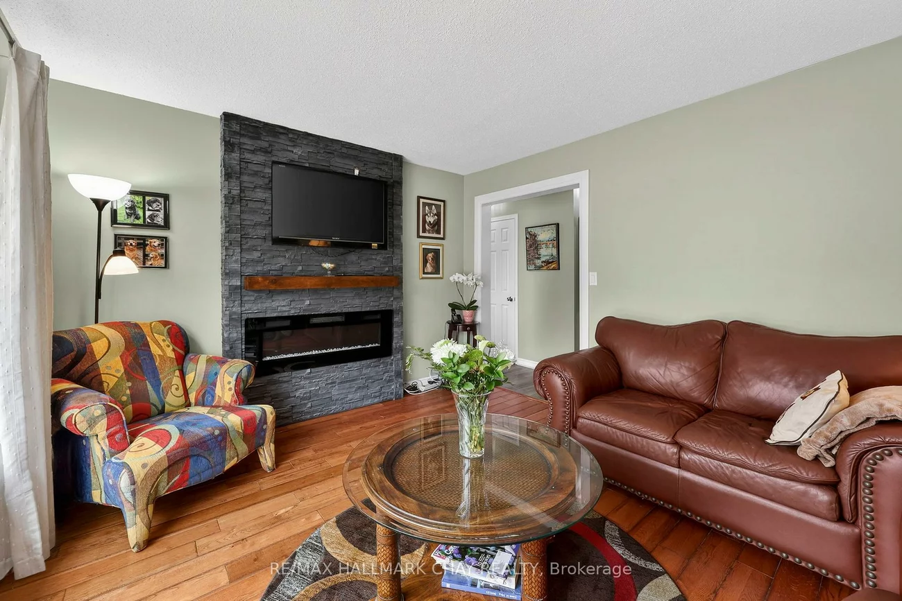 15, Wilde, Letitia Heights, Barrie