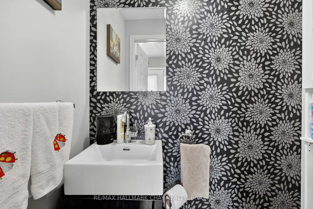 15, Wilde, Letitia Heights, Barrie