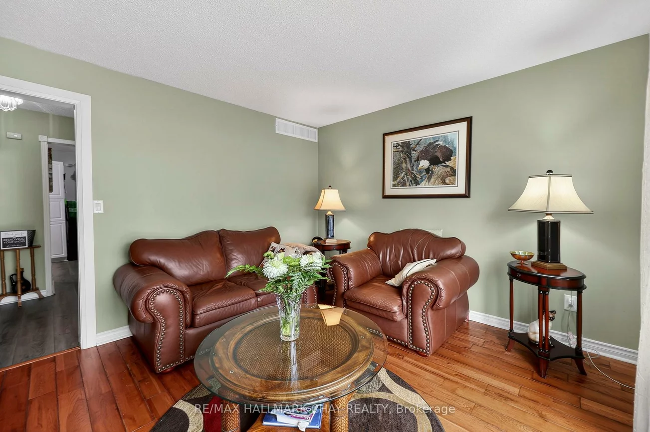 15, Wilde, Letitia Heights, Barrie