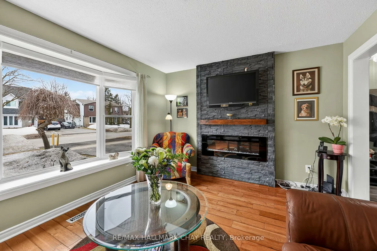 15, Wilde, Letitia Heights, Barrie
