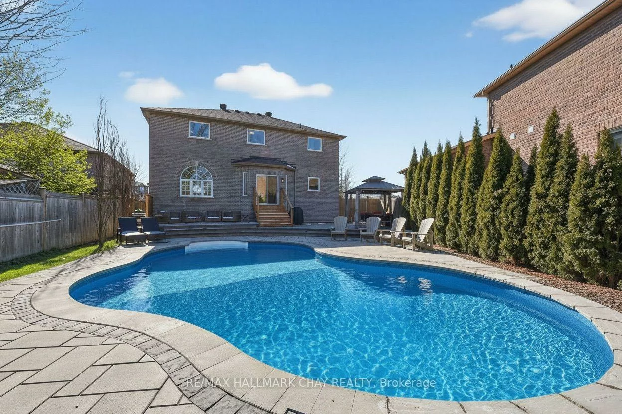 21, Tascona, Little Lake, Barrie