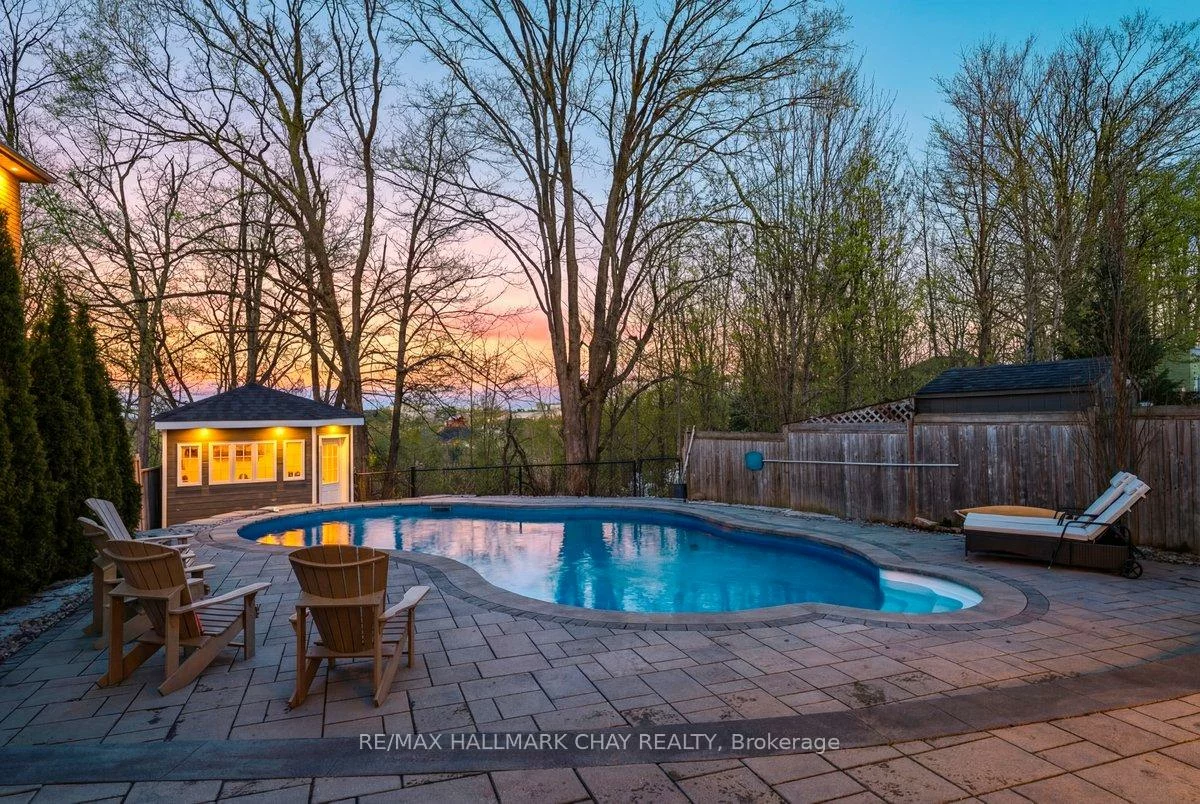 21, Tascona, Little Lake, Barrie