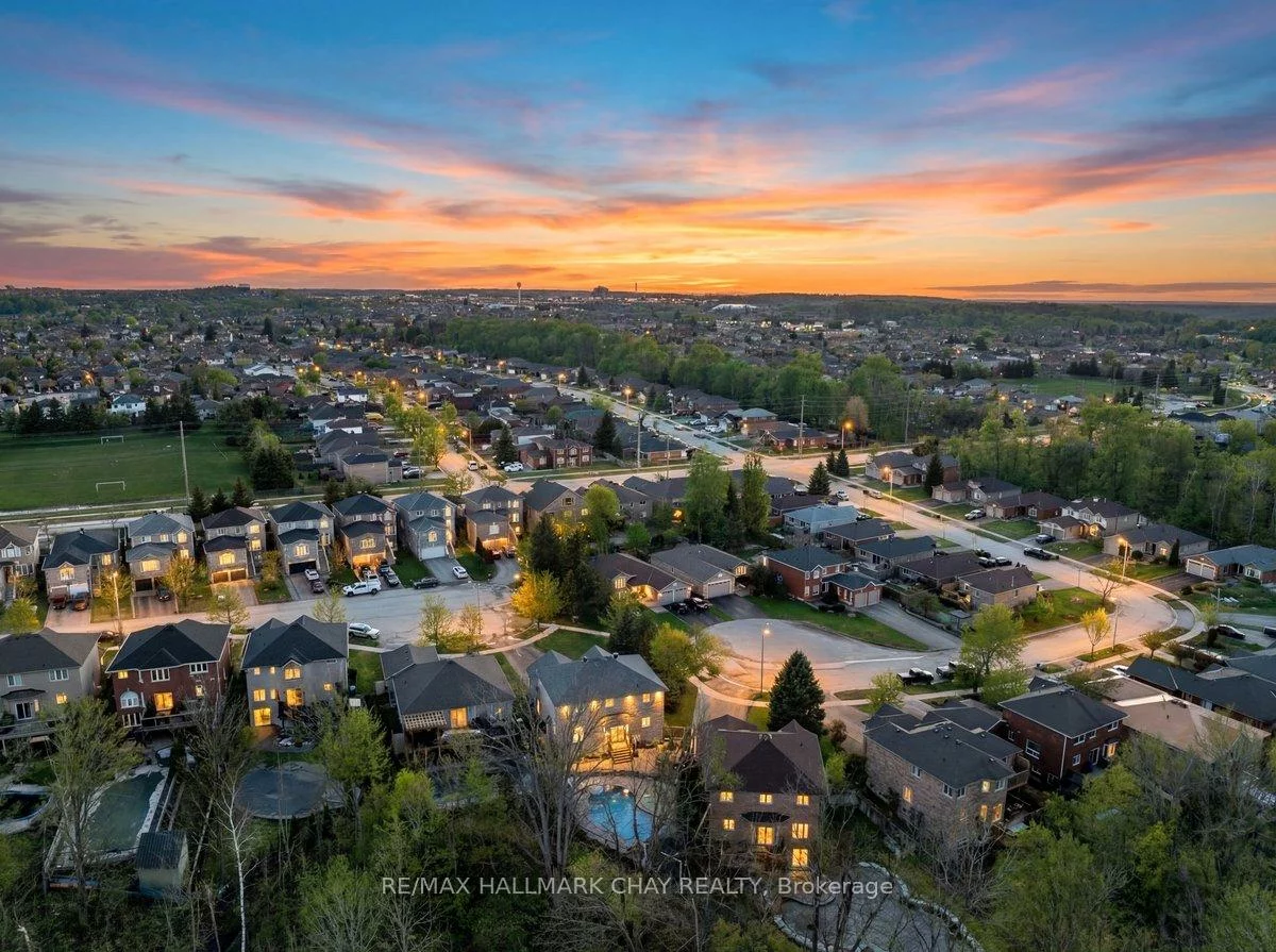 21, Tascona, Little Lake, Barrie