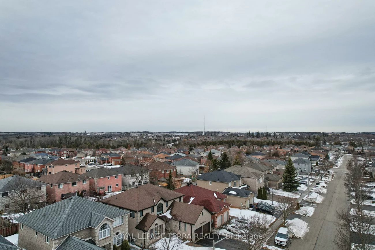 59, Russell Hill, Painswick South, Barrie