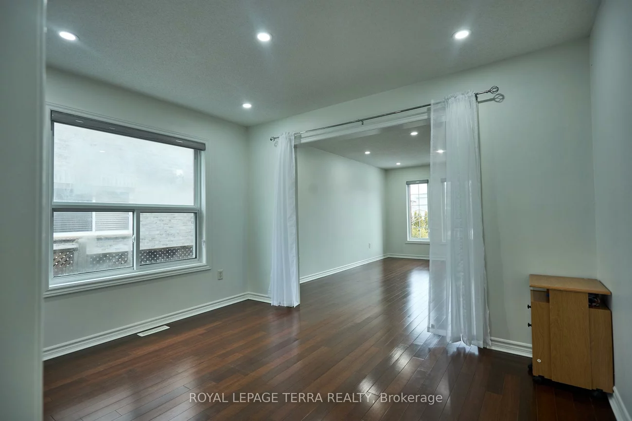 59, Russell Hill, Painswick South, Barrie