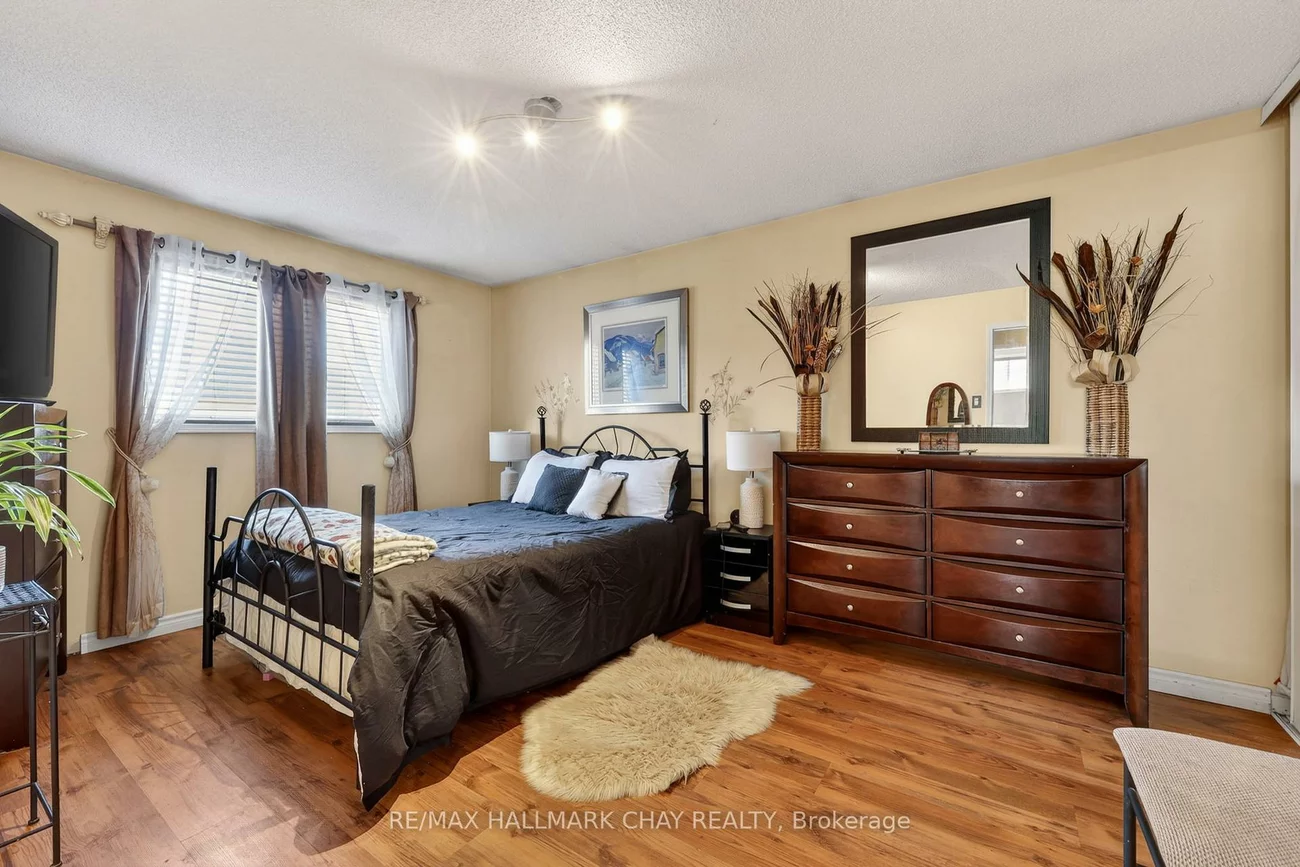 62, Leggott, Painswick North, Barrie