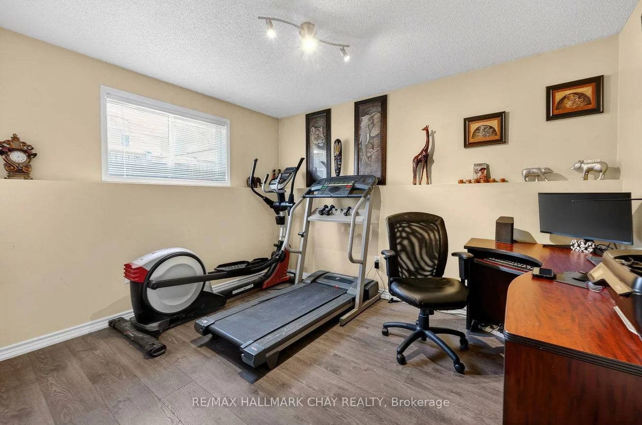 62, Leggott, Painswick North, Barrie