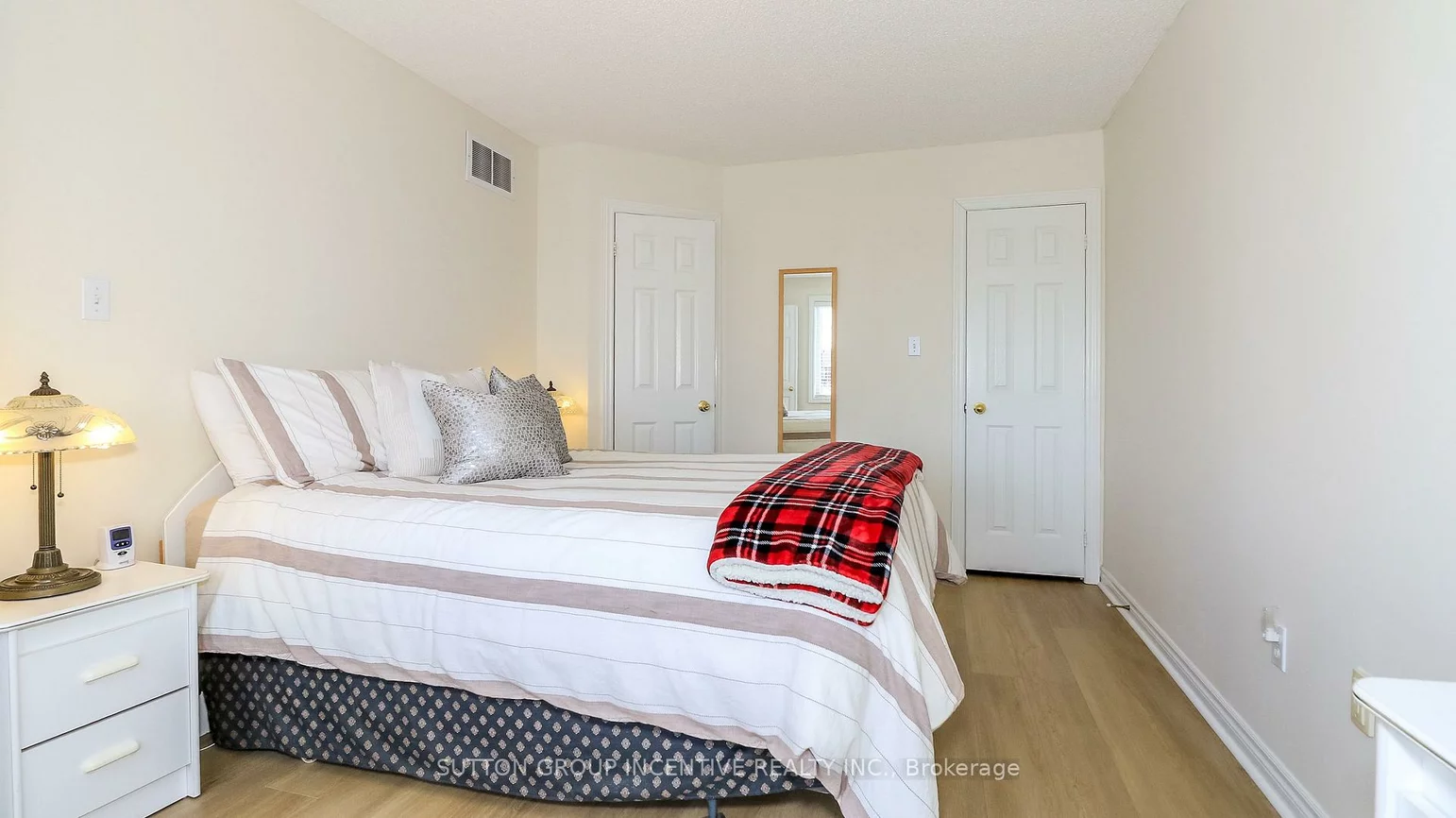 62, Birchwood, East Bayfield, Barrie
