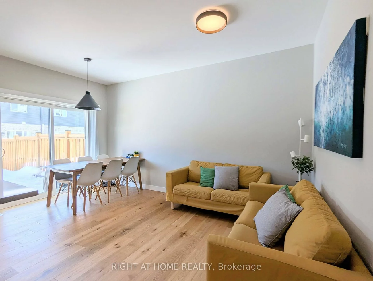 22, Westwood, Painswick South, Barrie