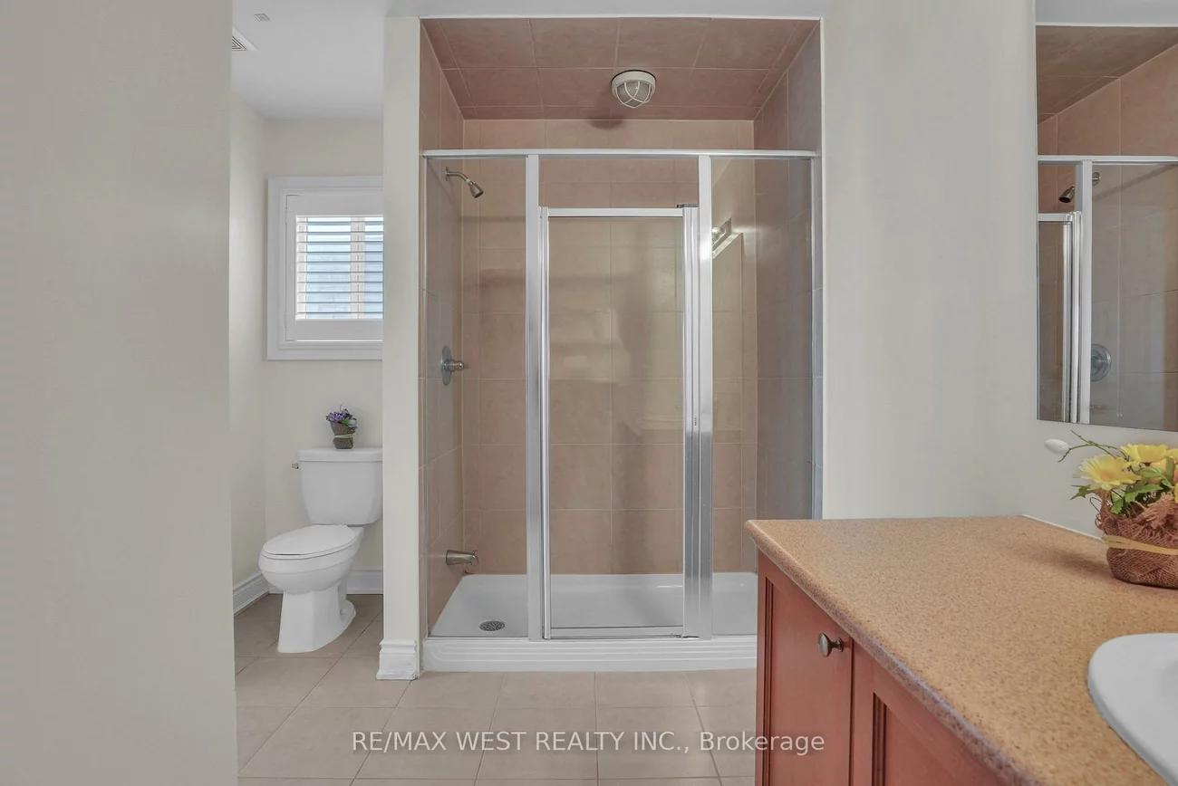 146, Sandringham, Innis-Shore, Barrie