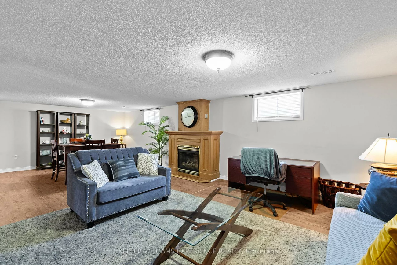 5, Laurie, Wellington, Barrie