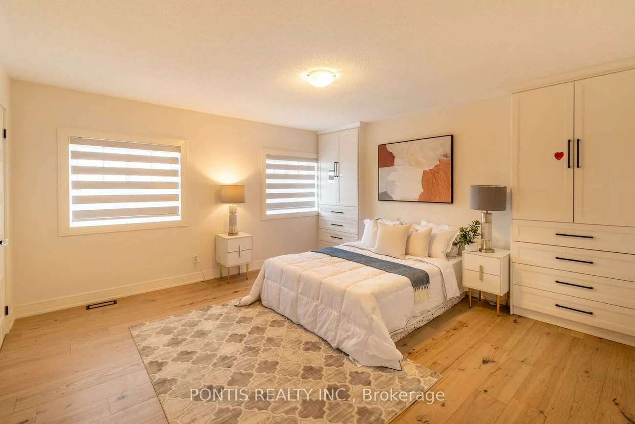 38, Kempenfelt, City Centre, Barrie