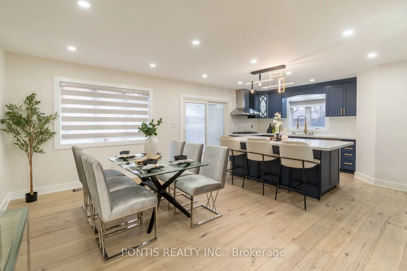 38, Kempenfelt, City Centre, Barrie