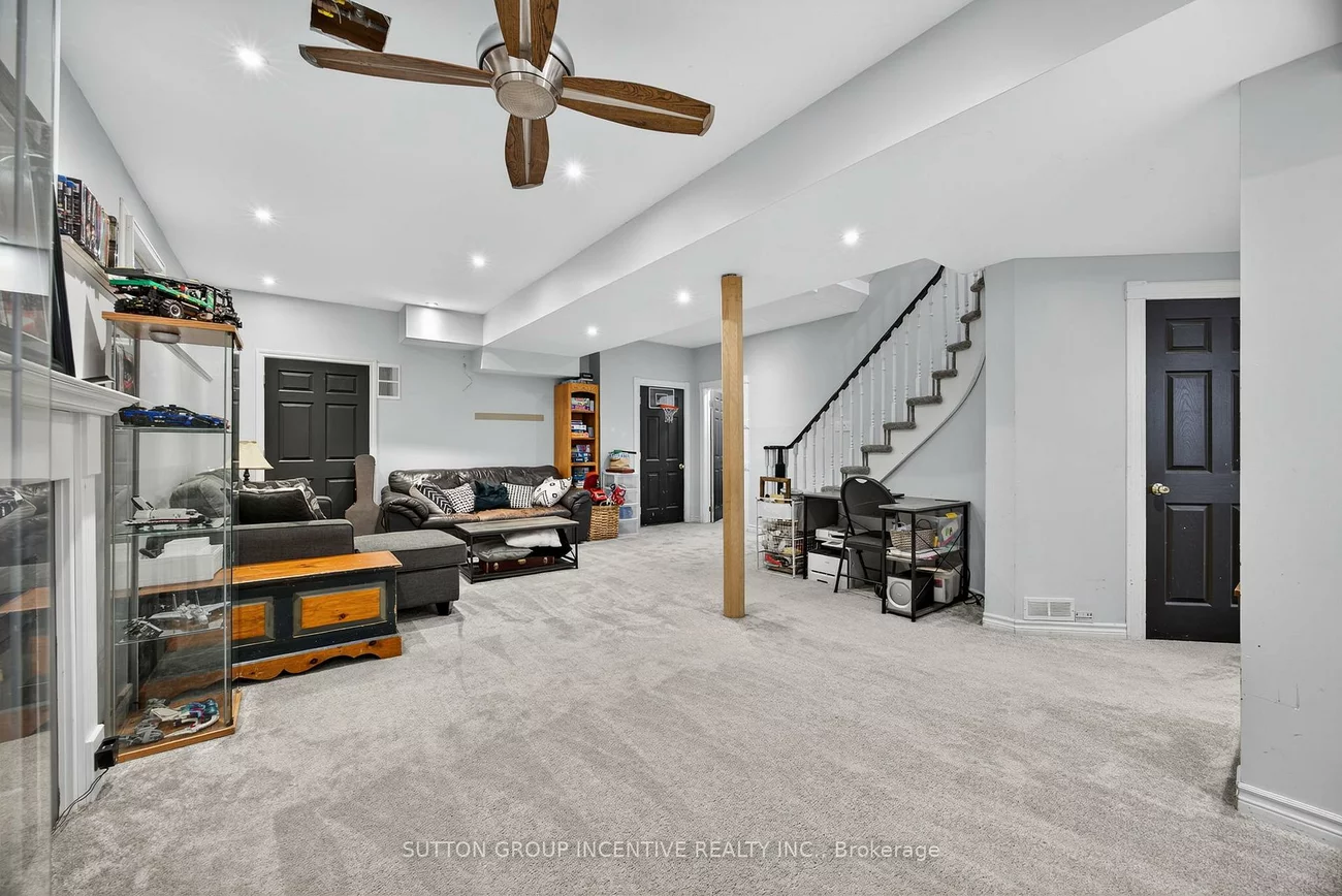 4, Dunnett, Ardagh, Barrie