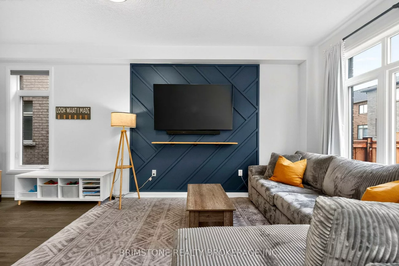 63, Copperhill, Painswick South, Barrie