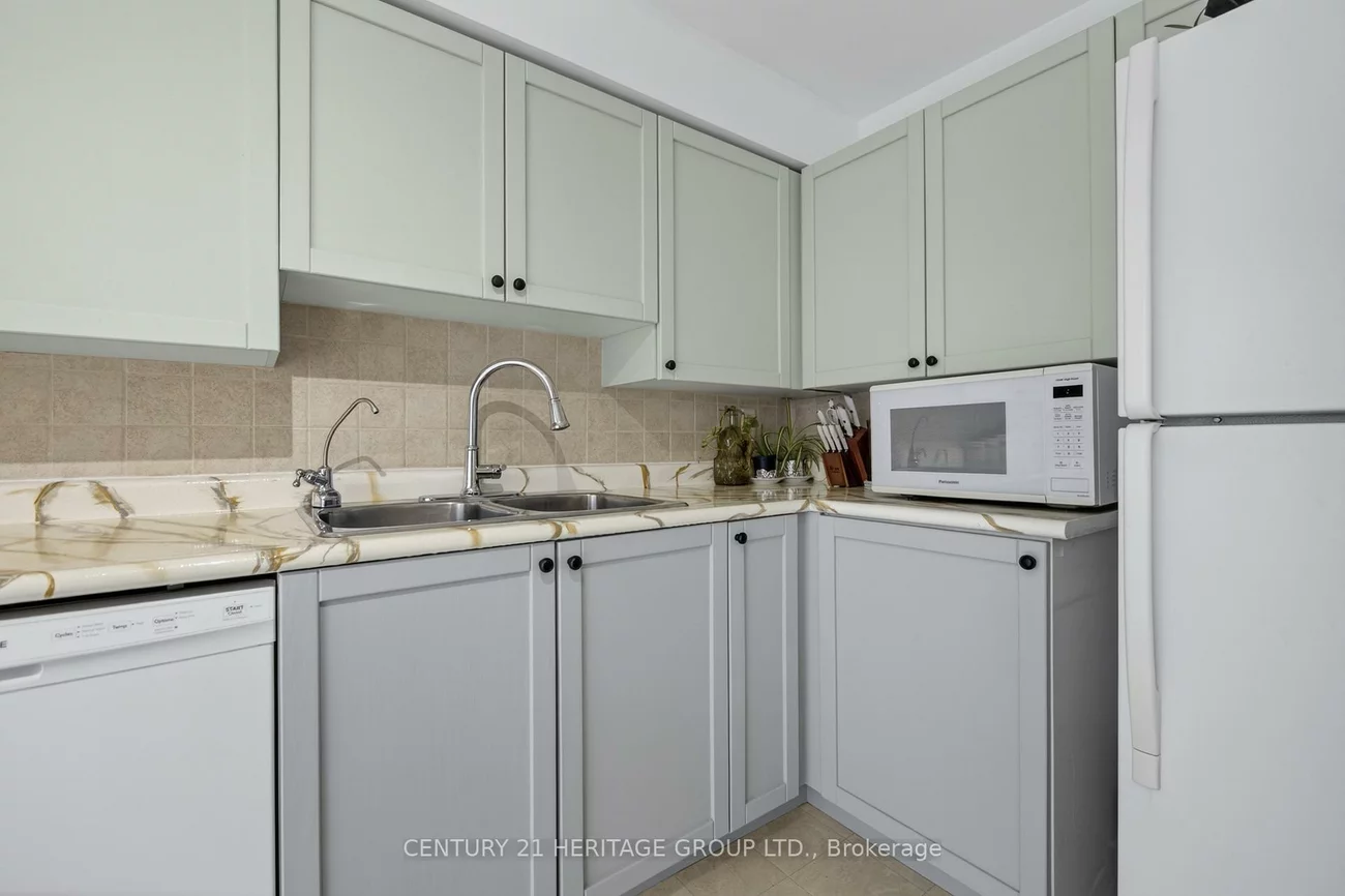 53, Dunsmore, Georgian Drive, Barrie