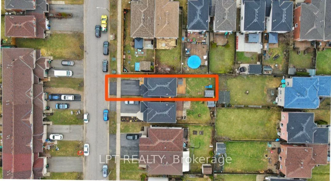 39, Raymond, Painswick South, Barrie