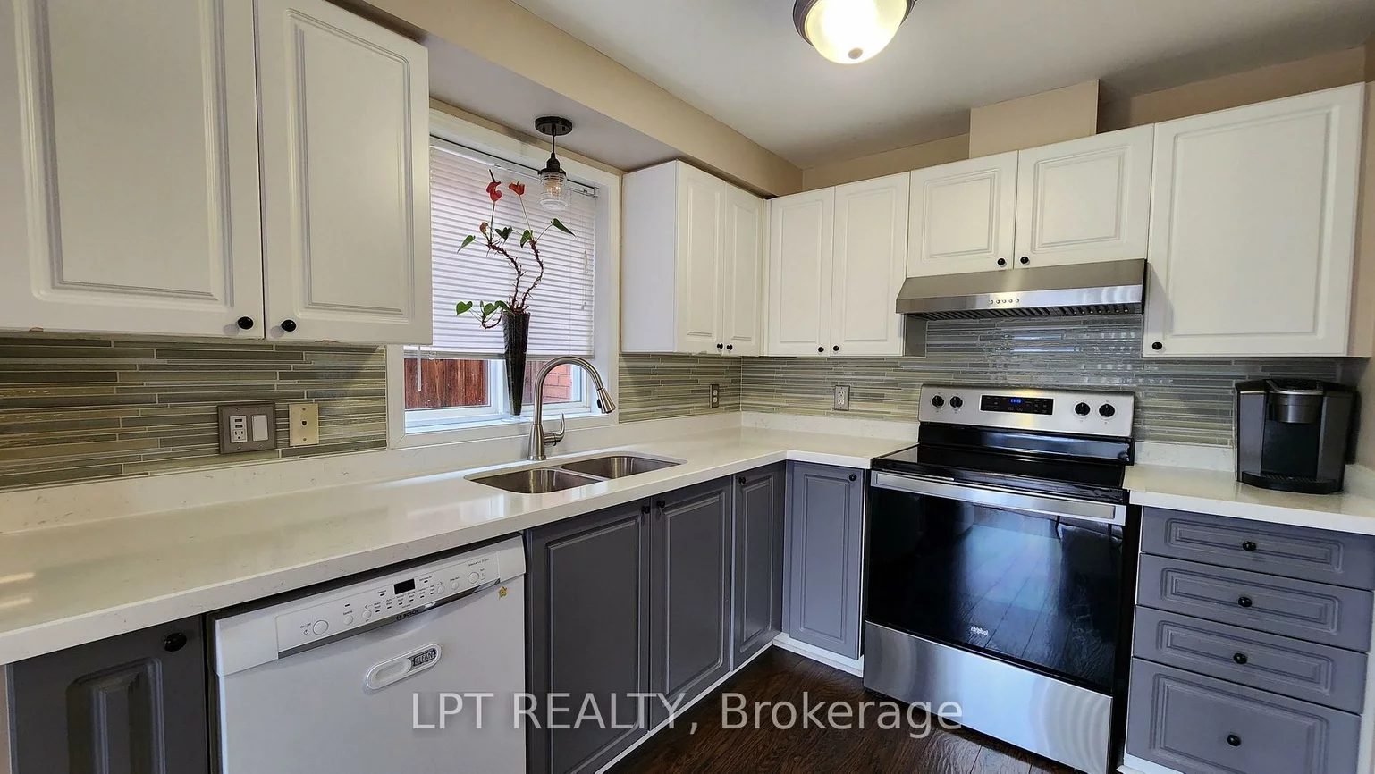 39, Raymond, Painswick South, Barrie