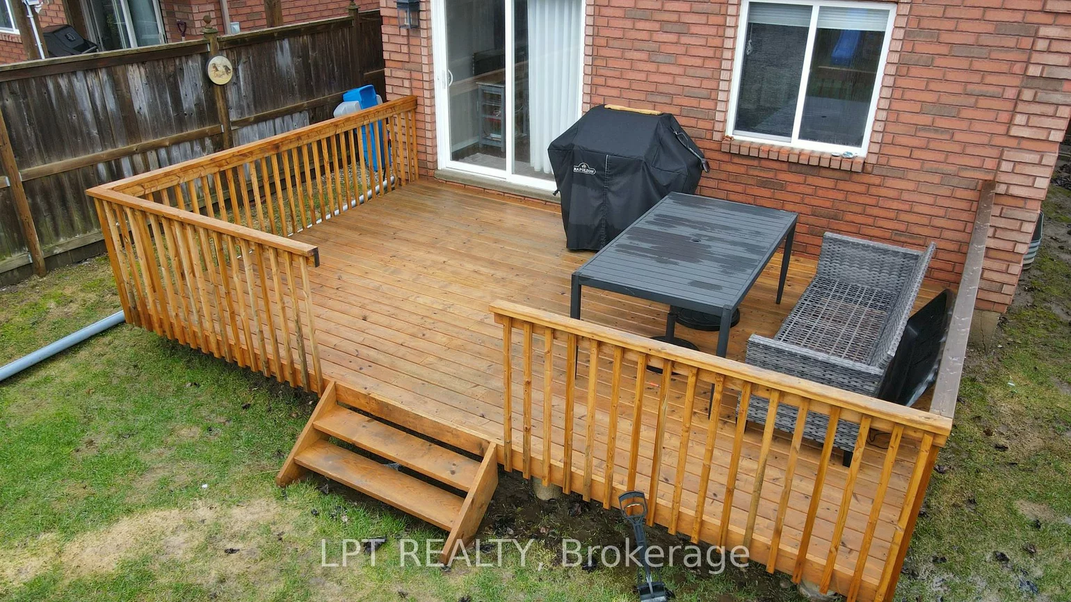 39, Raymond, Painswick South, Barrie