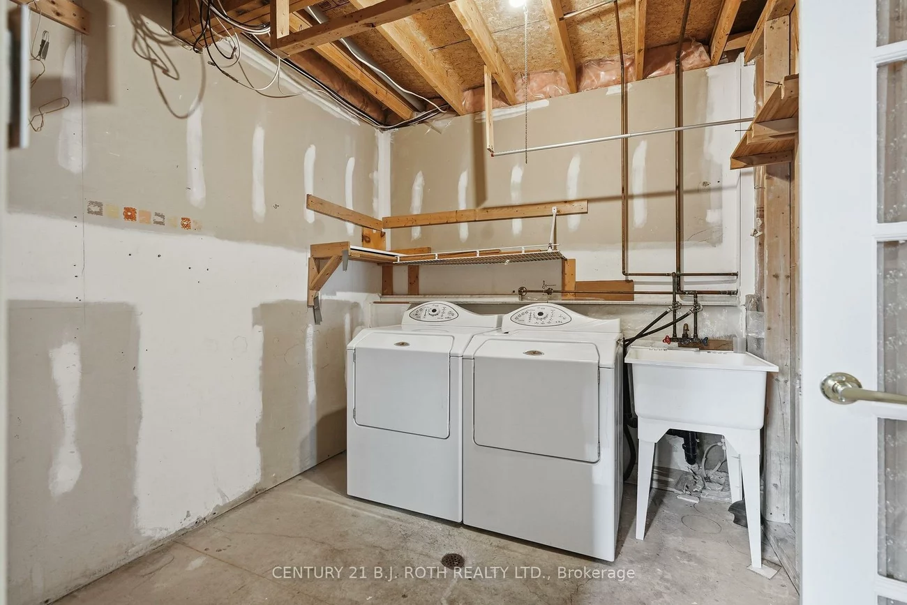 130, Athabaska, Holly, Barrie