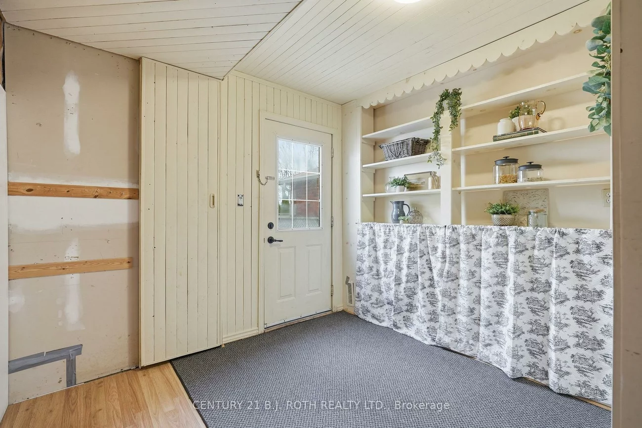 130, Athabaska, Holly, Barrie