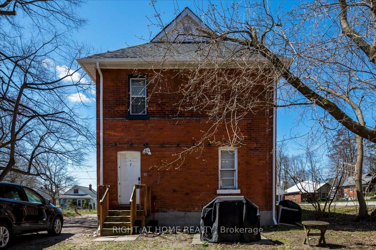 29, Peel, Codrington, Barrie