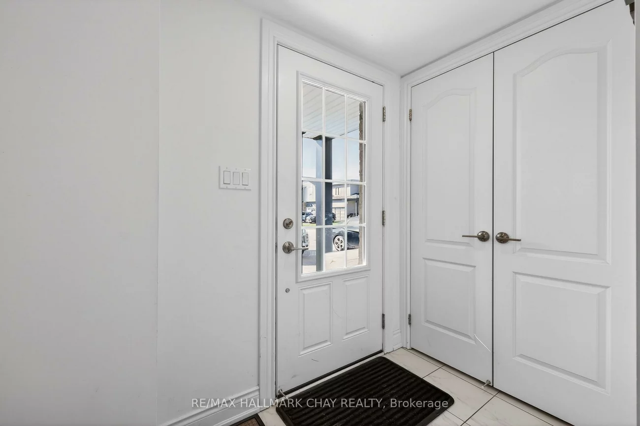 39, Kodiak, Rural Barrie Southwest, Barrie