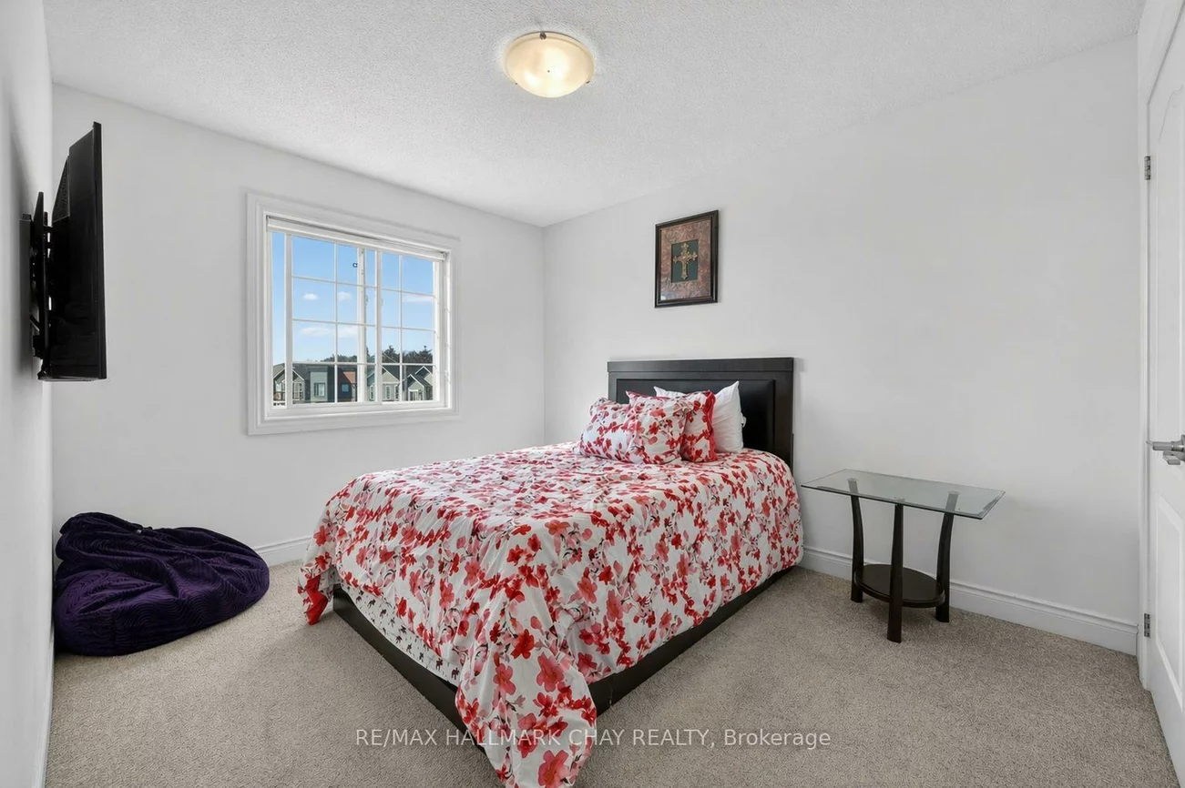 39, Kodiak, Rural Barrie Southwest, Barrie