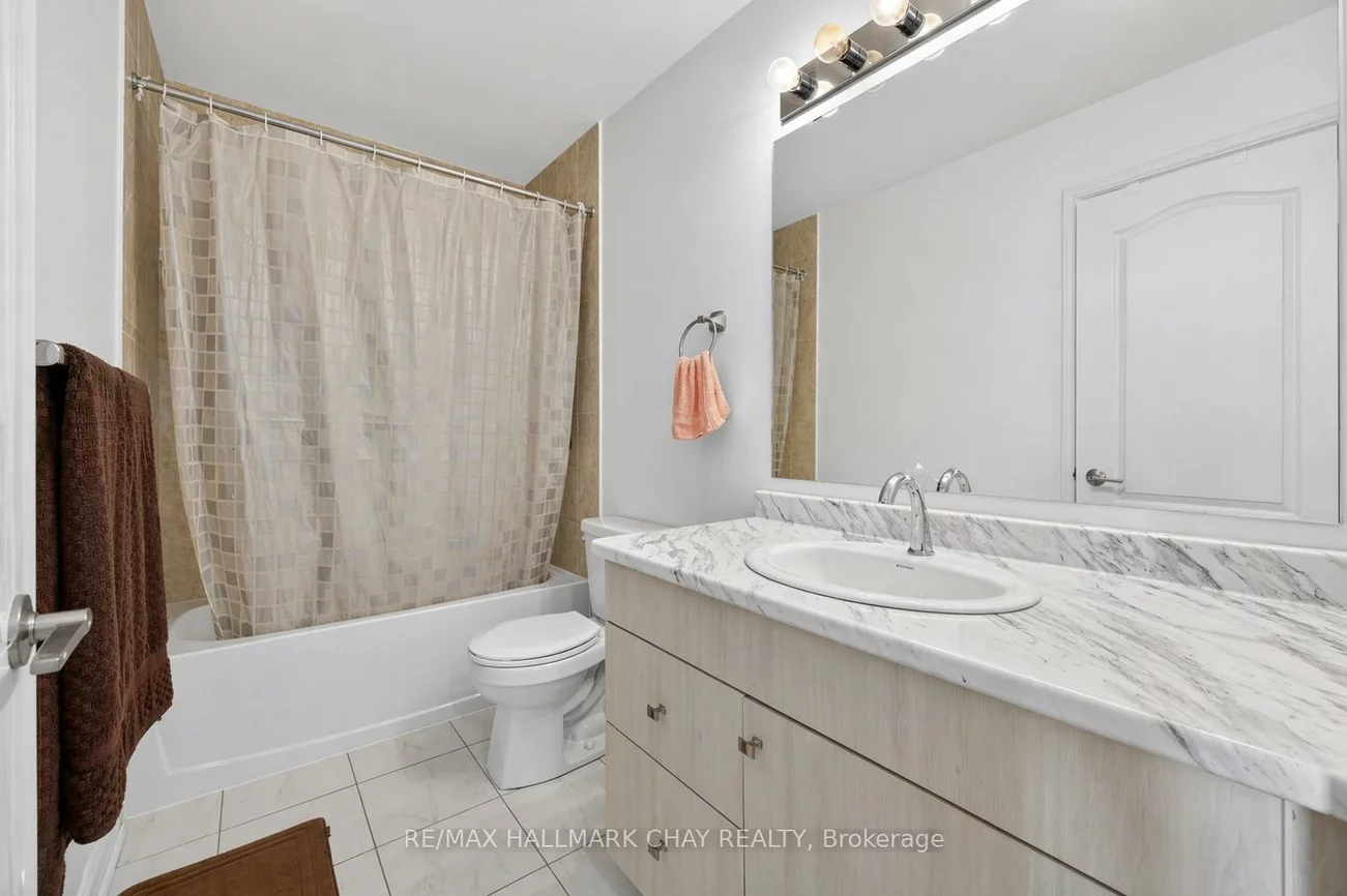 39, Kodiak, Rural Barrie Southwest, Barrie