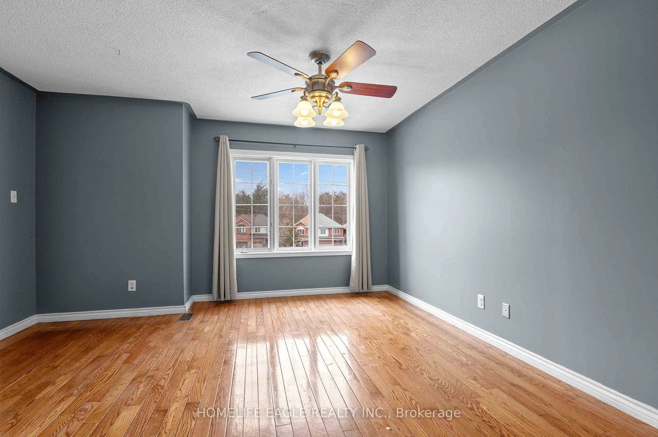 273, Ferndale, Ardagh, Barrie