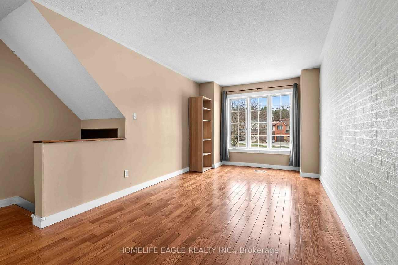 273, Ferndale, Ardagh, Barrie