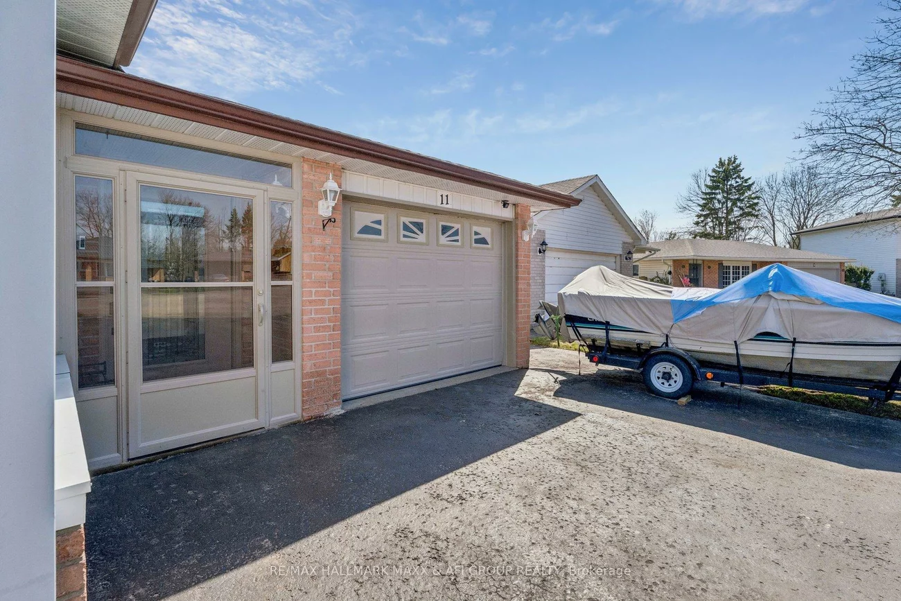 11, Charlotte, Letitia Heights, Barrie