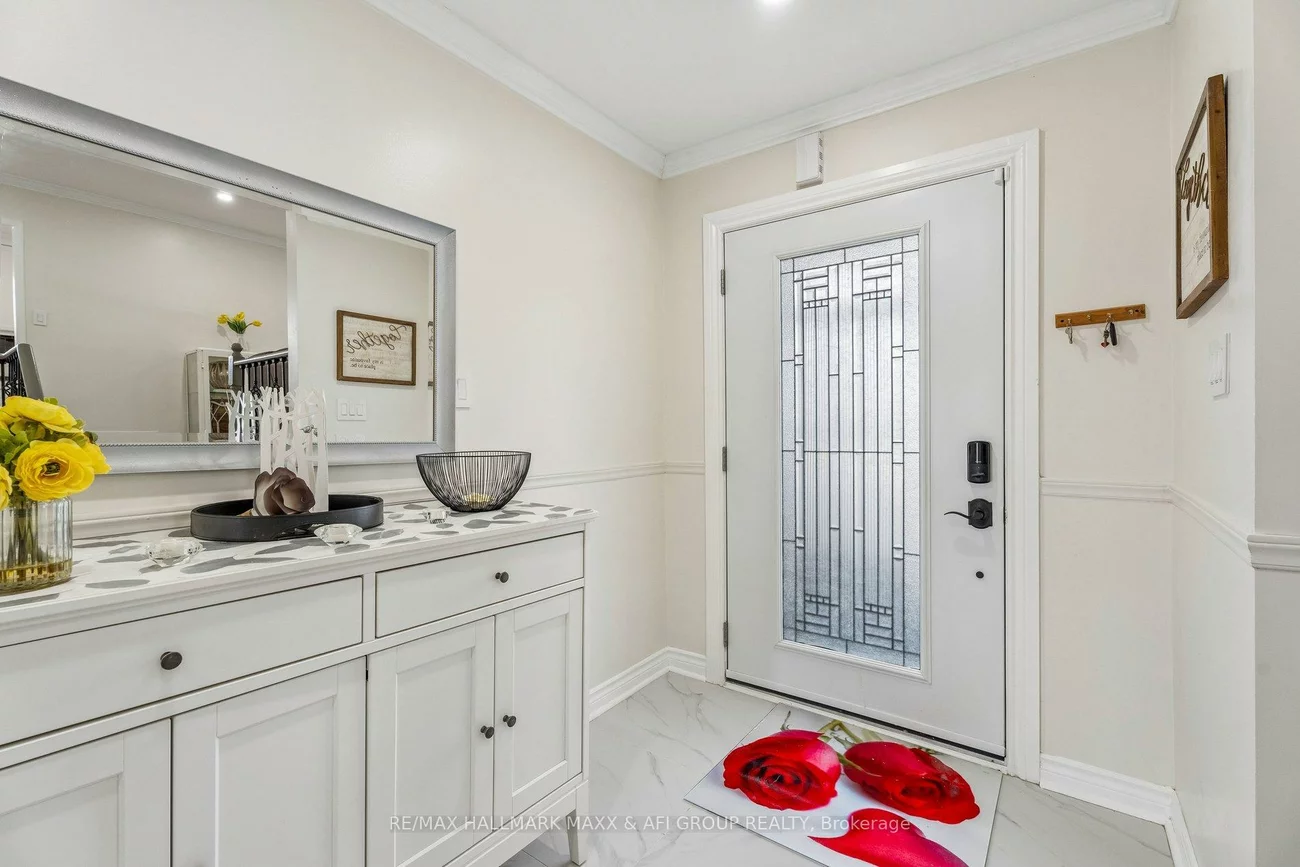 11, Charlotte, Letitia Heights, Barrie