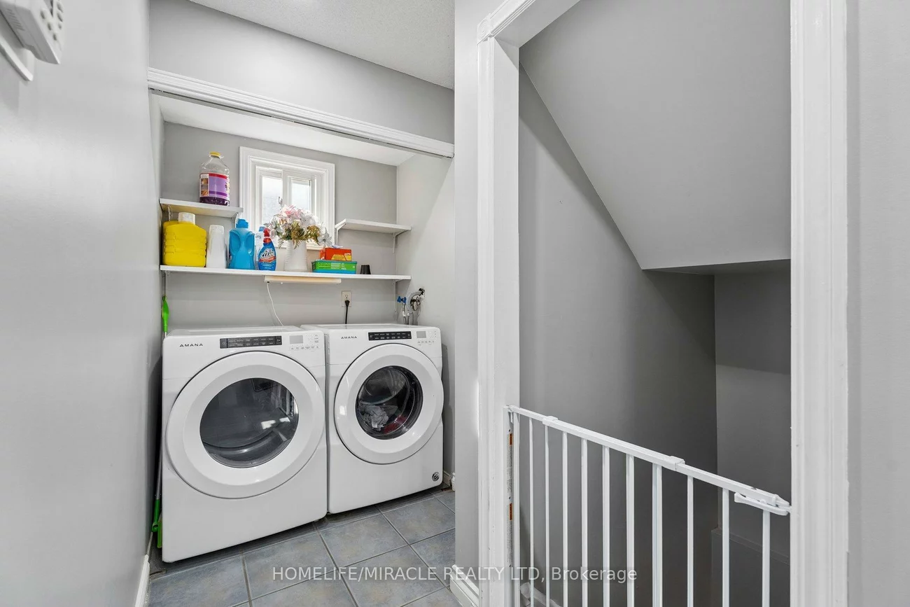 77, Livingstone, Sunnidale, Barrie