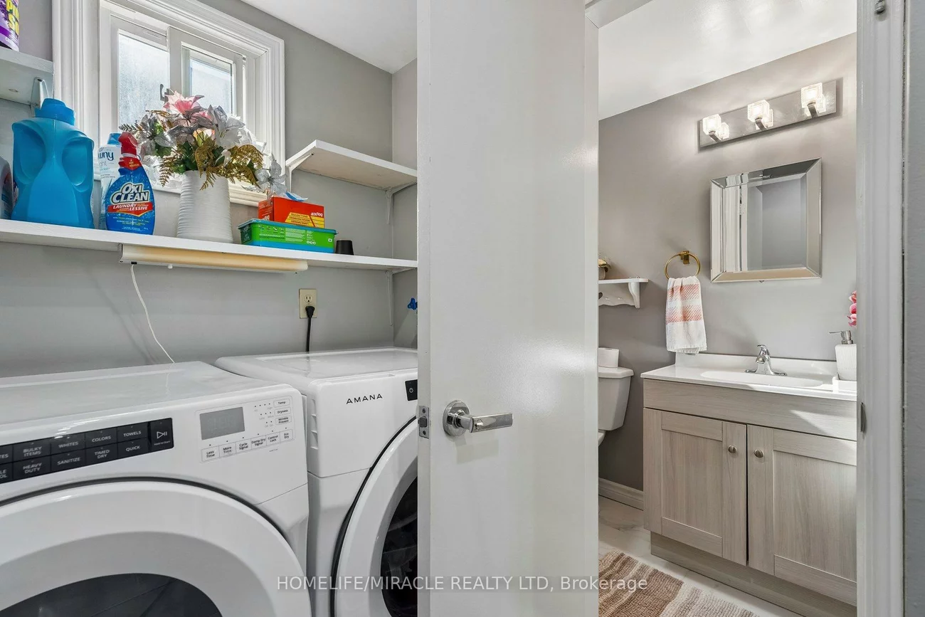 77, Livingstone, Sunnidale, Barrie