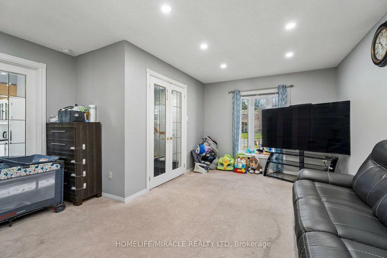 77, Livingstone, Sunnidale, Barrie