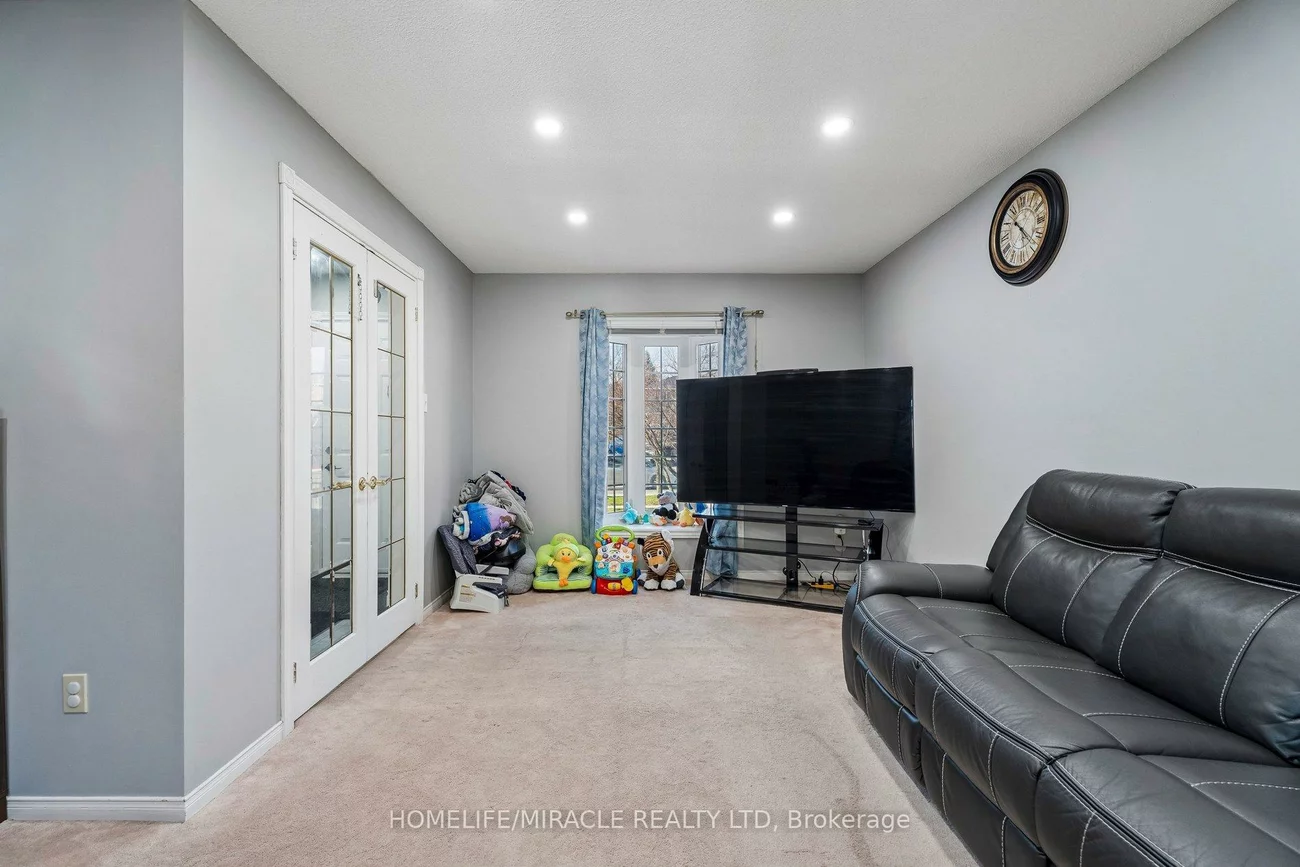 77, Livingstone, Sunnidale, Barrie