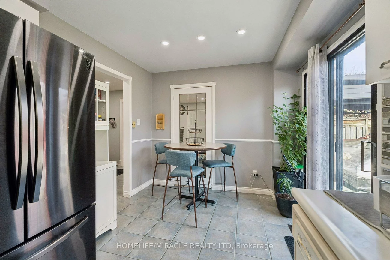 77, Livingstone, Sunnidale, Barrie