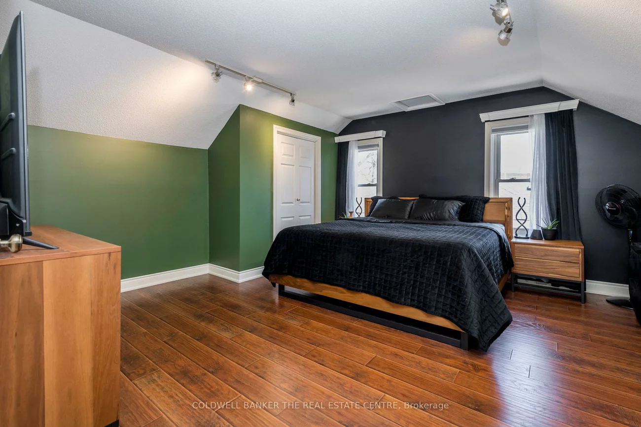 46, Park, Queen's Park, Barrie