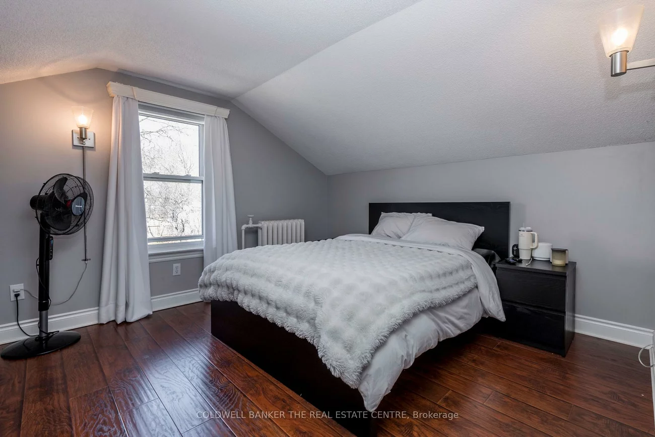 46, Park, Queen's Park, Barrie