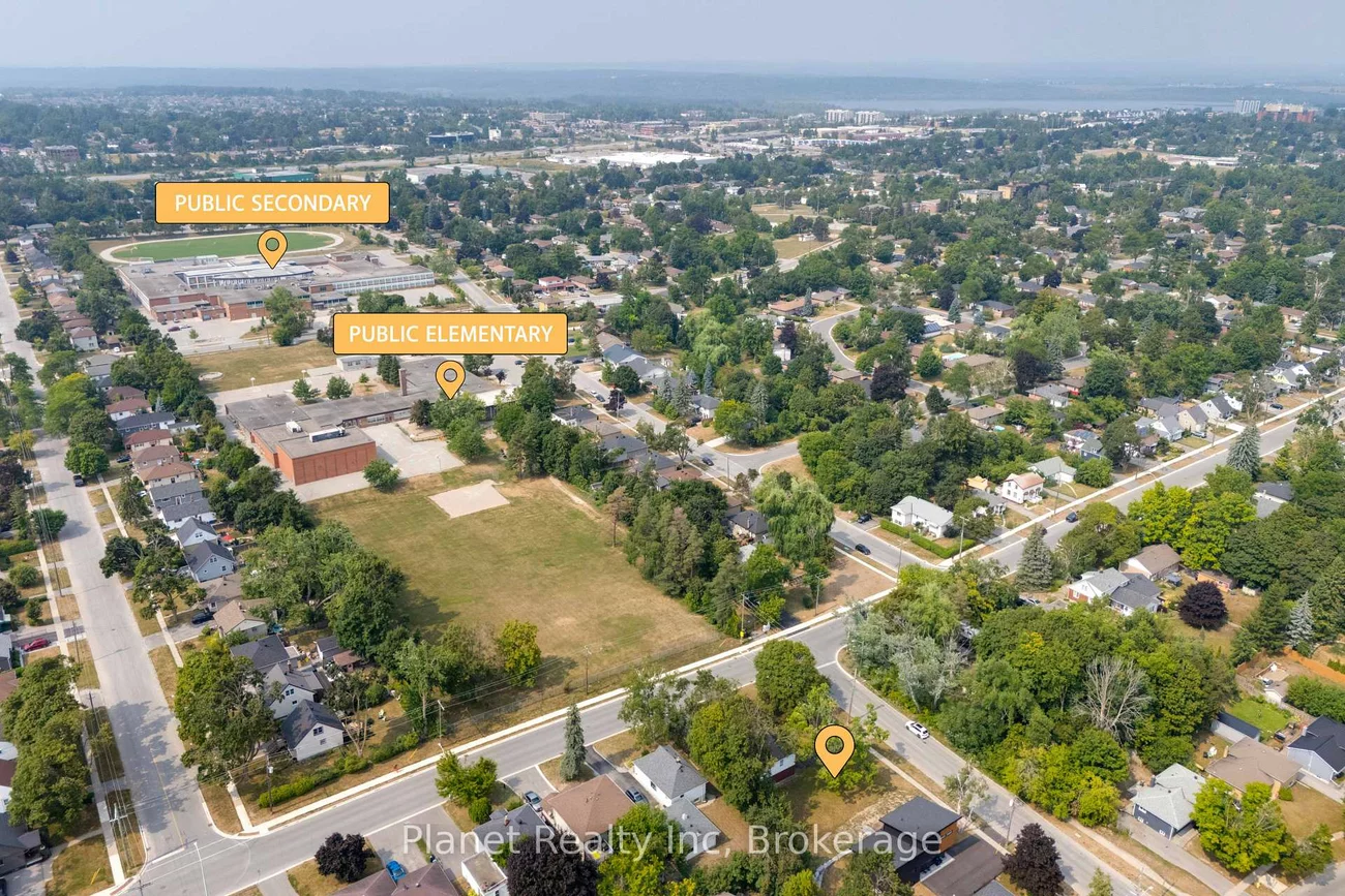 170, Berczy, Wellington, Barrie