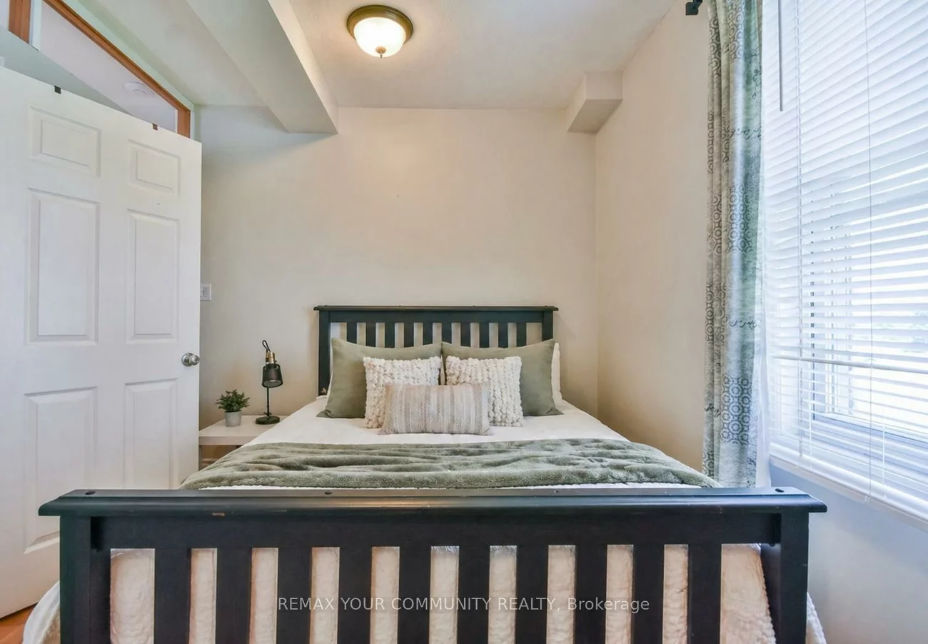 30, Tiffin, Allandale Centre, Barrie