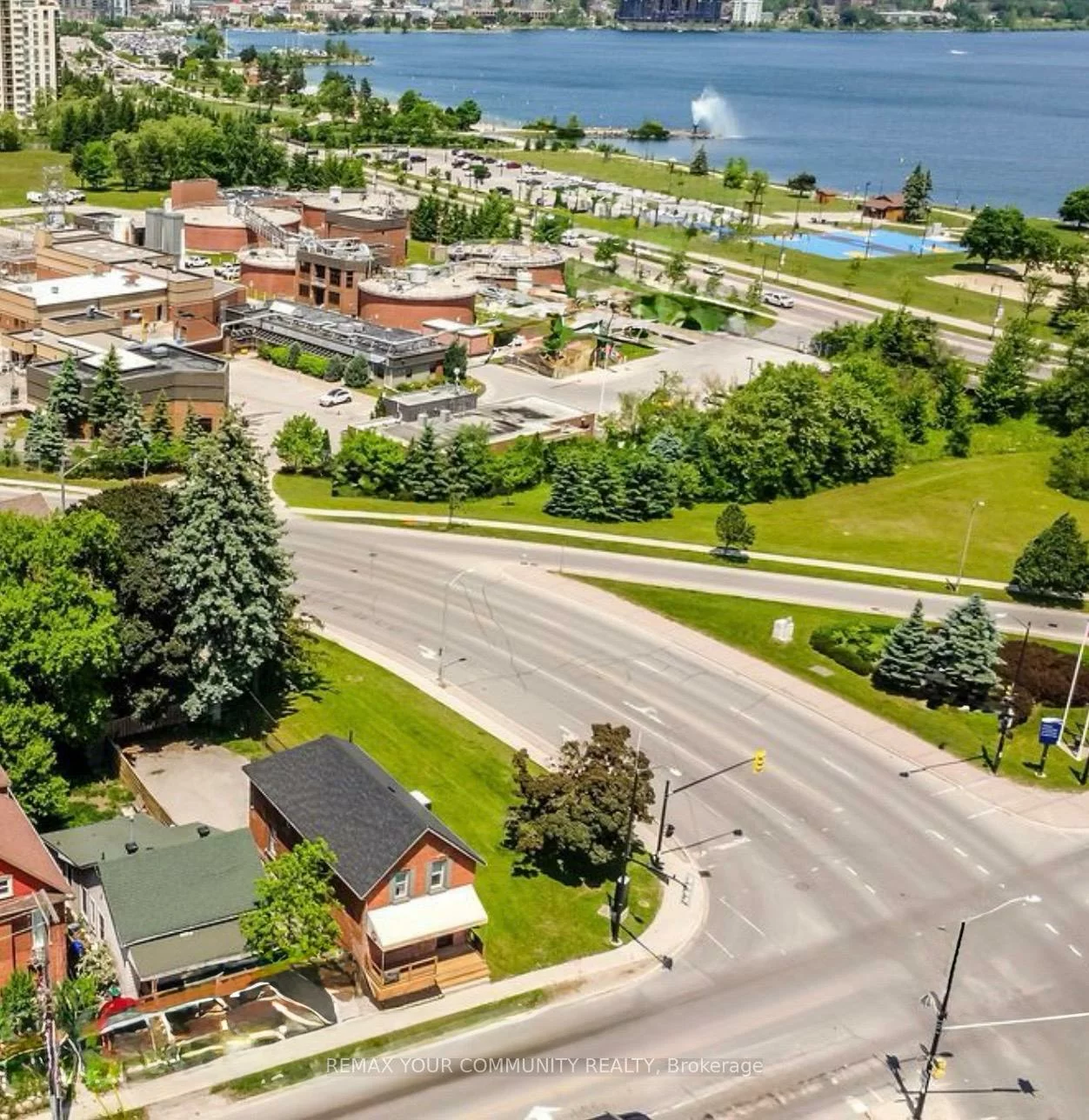 30, Tiffin, Allandale Centre, Barrie