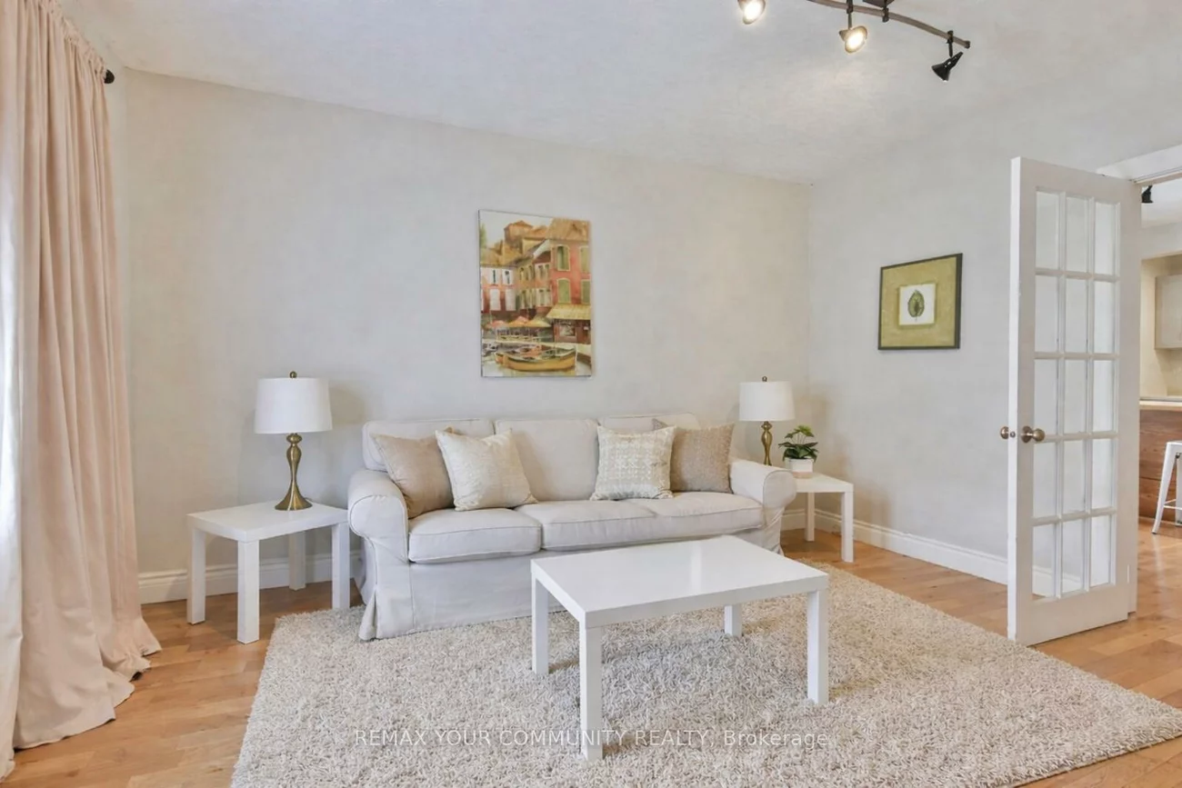 30, Tiffin, Allandale Centre, Barrie