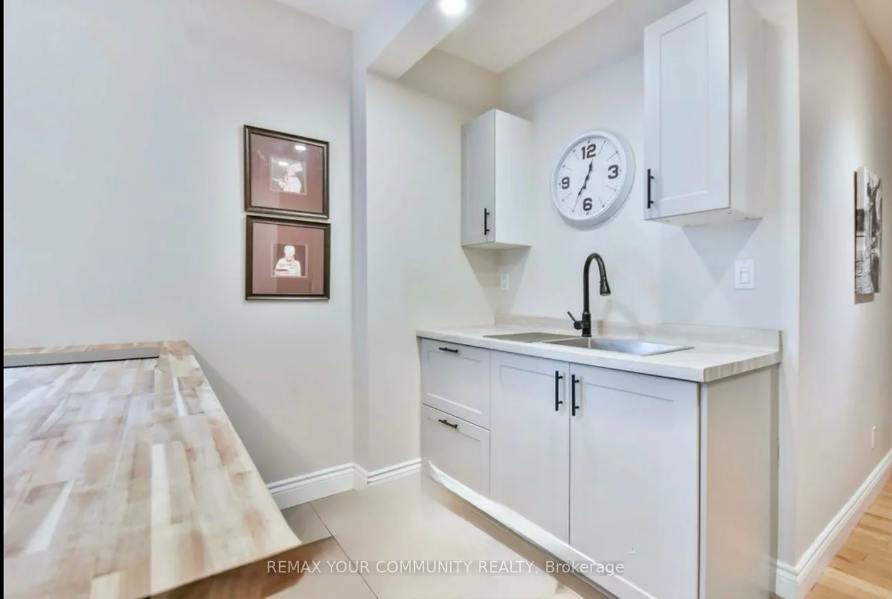 30, Tiffin, Allandale Centre, Barrie