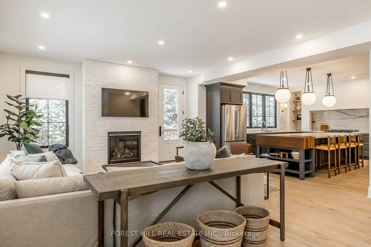 271, Codrington, Codrington, Barrie