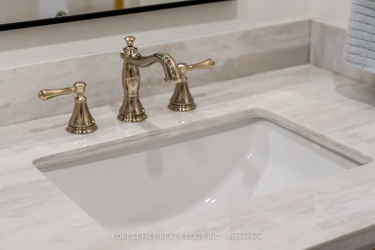 271, Codrington, Codrington, Barrie