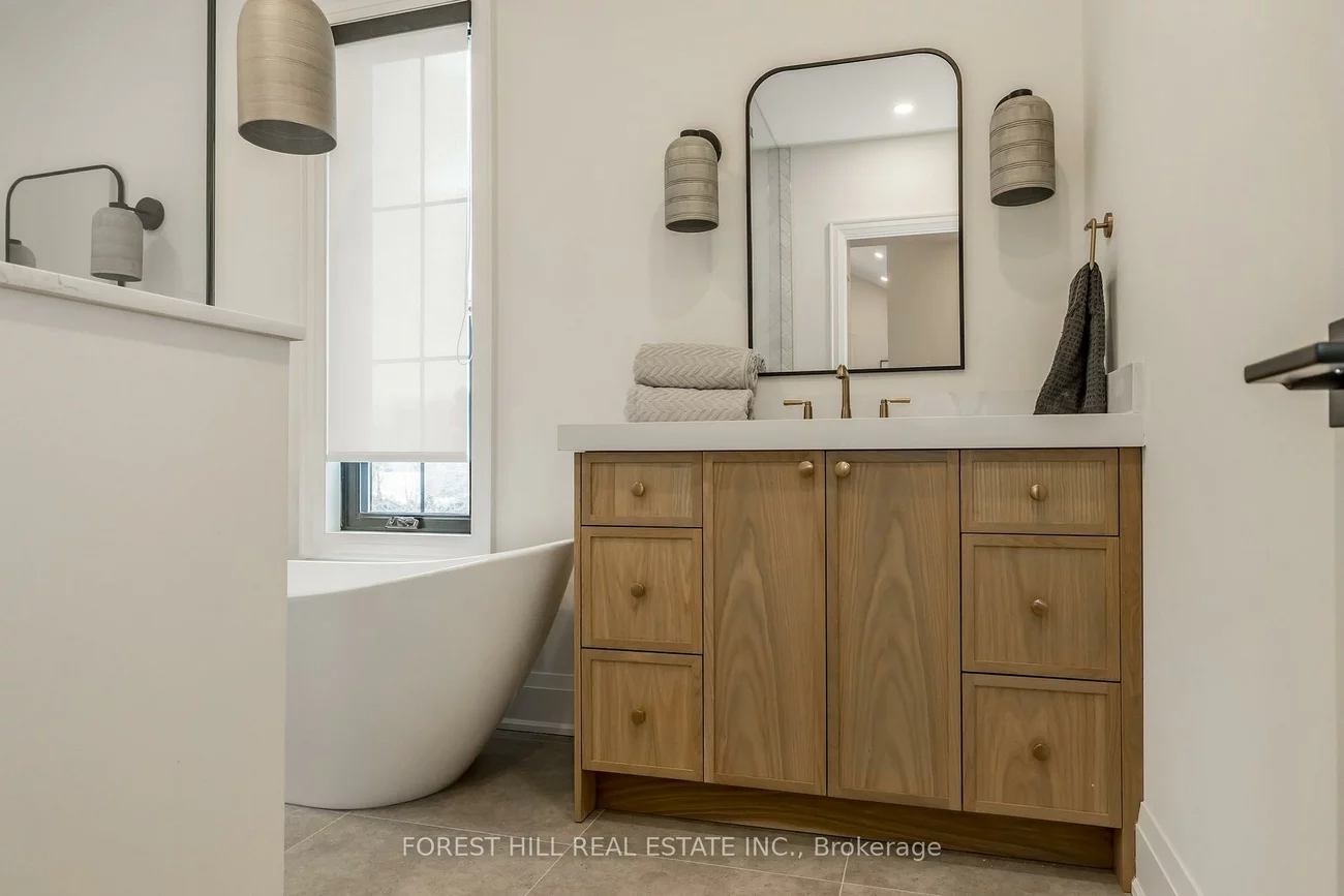 271, Codrington, Codrington, Barrie